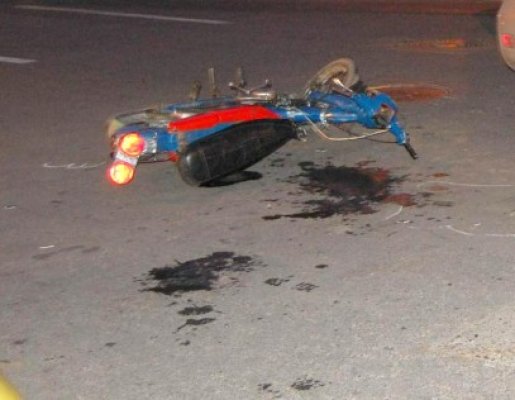 Accident rutier mortal: un şofer băut a acroşat un moped condus de un minor!